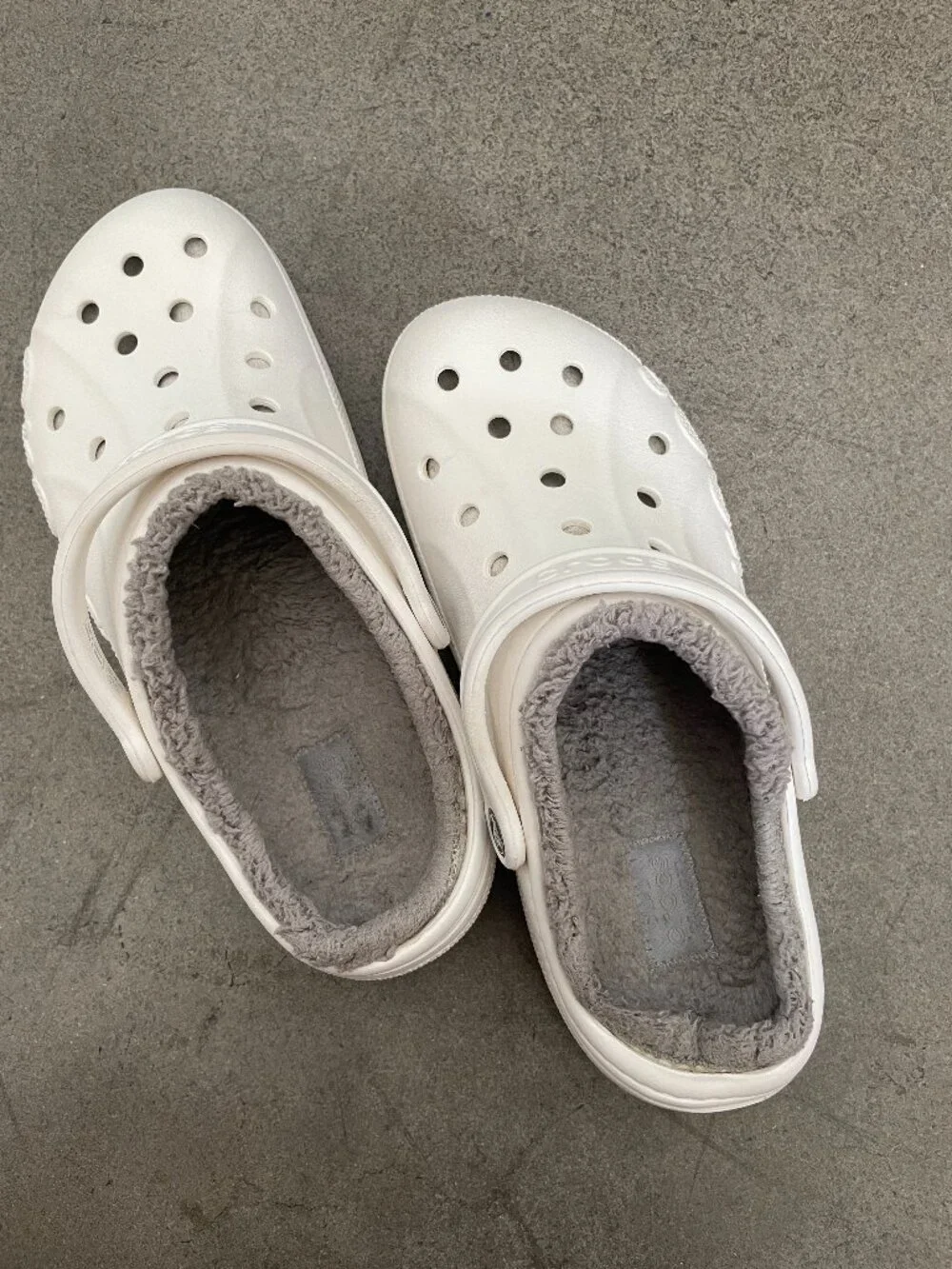 Crocs Classic Lined Clog White / Grey Fleece Lined Slip-On Shoes Mens 11